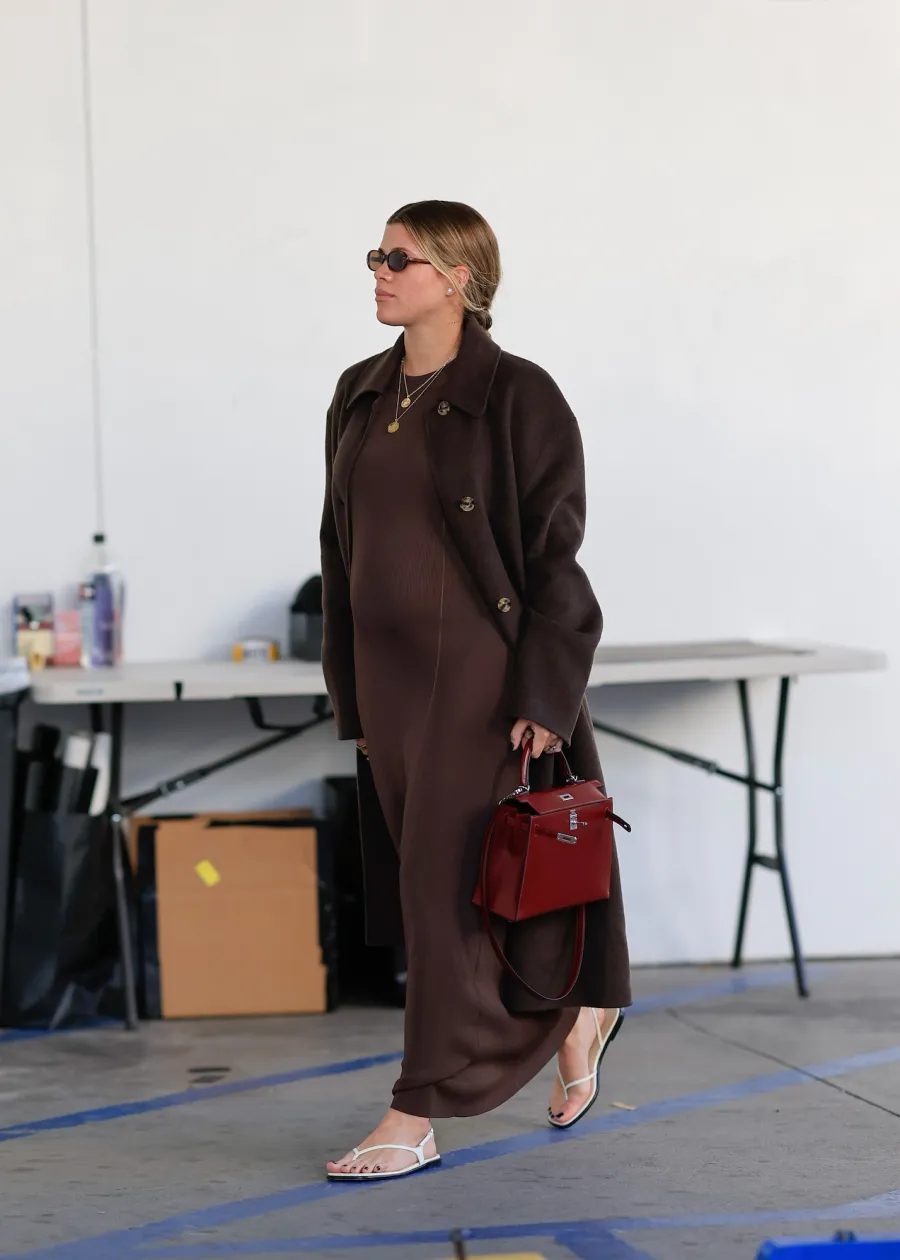 Sofia Richie Grainge Maintains Her Chic and Sophisticated Style Throughout Her Pregnancy