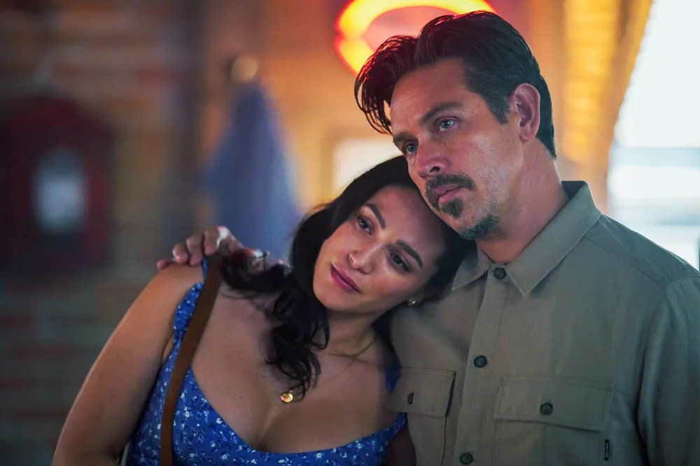 Stephanie Arcila Reveals Her Favorite Scene Partner in Fire Country &mdash; And It s Not Max Thieriot 845