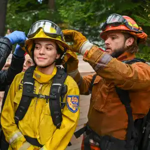 Stephanie Arcila Reveals Her Favorite Scene Partner in Fire Country — And It s Not Max Thieriot 844