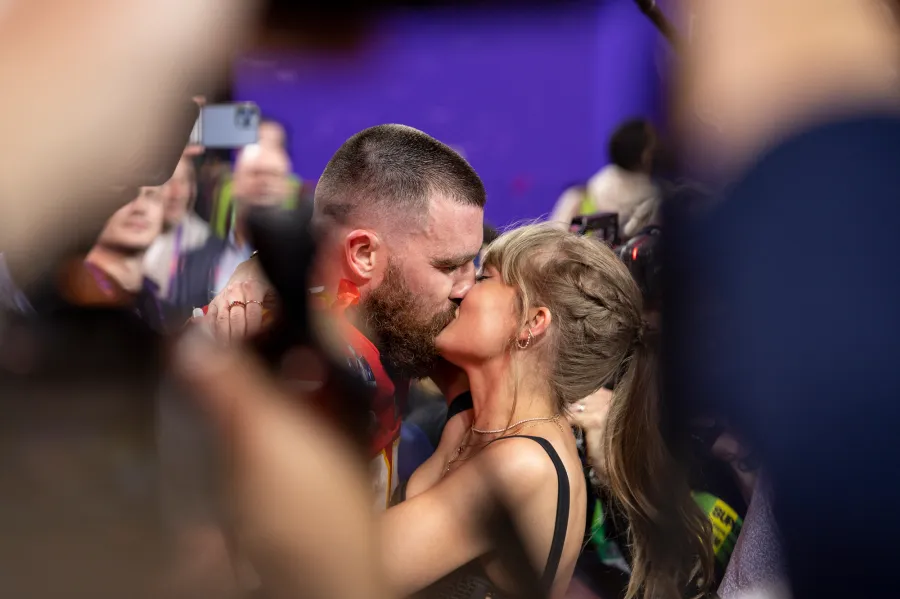 Super Bowl 2024-Best Photos of Taylor Swift and Travis Kelce