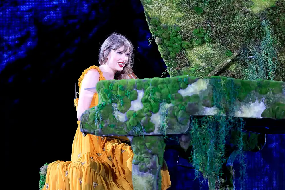 Taylor Swift Had Backup Plan for Announcing Album If She Lost Grammys 2