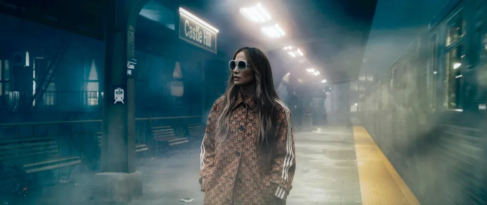 Taylor Swift Turned Down Jennifer Lopez s Offer to Make Cameo in Her Movie 079