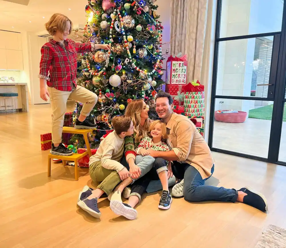 Tony Romo and Wife Candice Crawford's Relationship Timeline: From Dallas Cowboys to Parents of 3