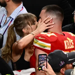Travis Kelce and Taylor Swift Share Sweet Kiss After Chiefs Win Super Bowl