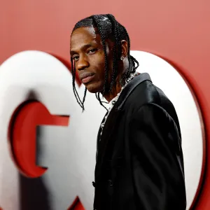 Travis Scott Rages During Grammy Performance Over Losing 10 Times