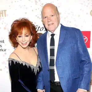 Reba McEntire Jokes Rex Linn Wants to Bet on Length of Her National Anthem at 2024 Super Bowl