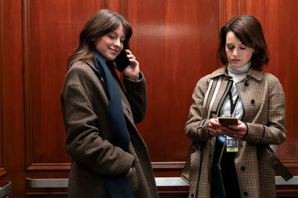 What to Know About Julie Plec's Show 'The Girls on the Bus' About Hillary Clinton&rsquo;s Presidential Run