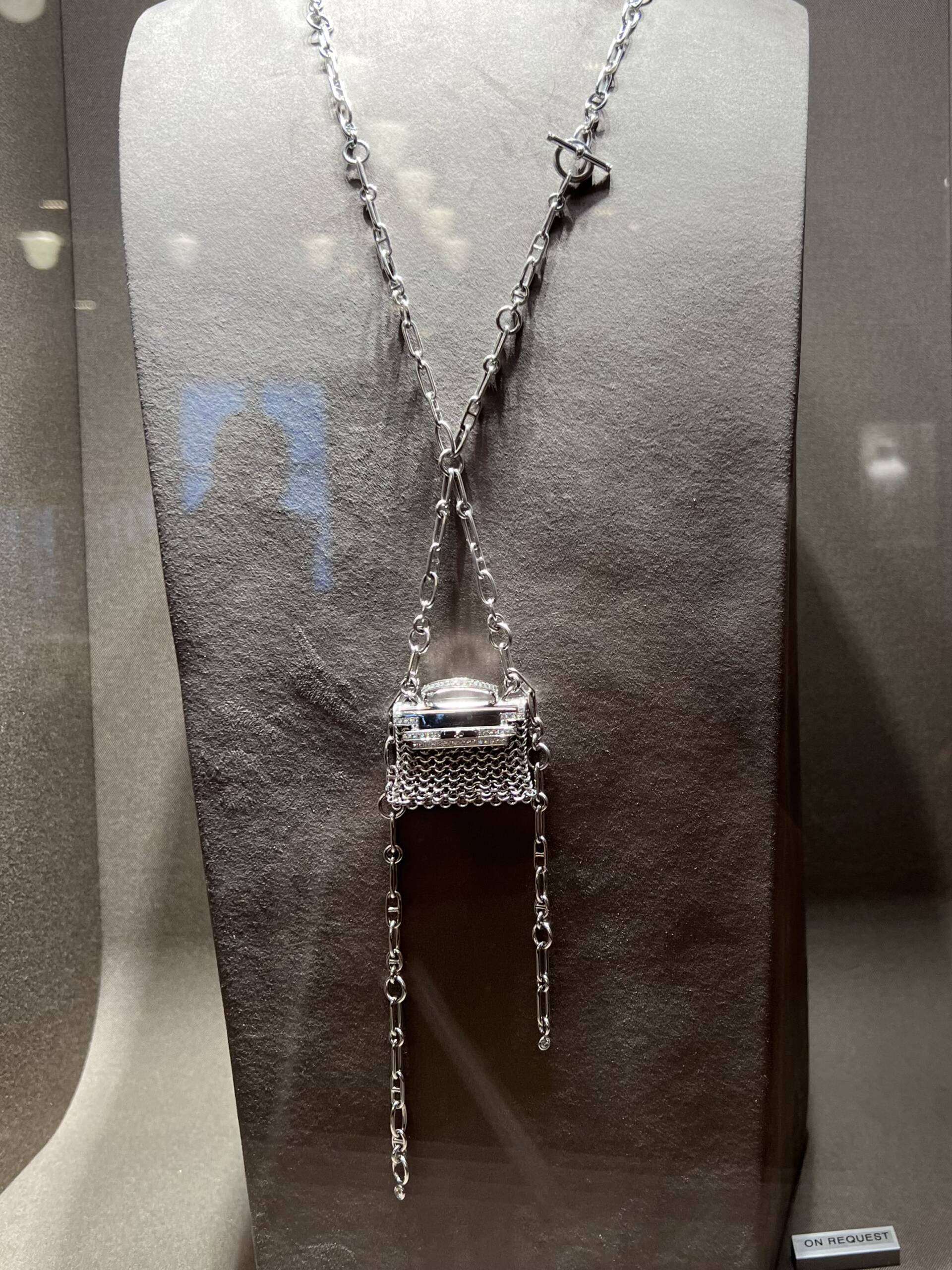 experience shopping in paris with live diary updates