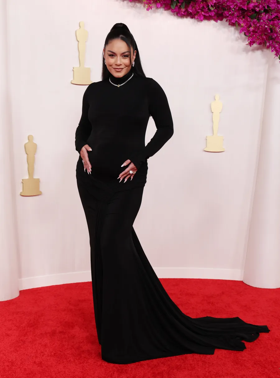 Vanessa Hudgens pregnant