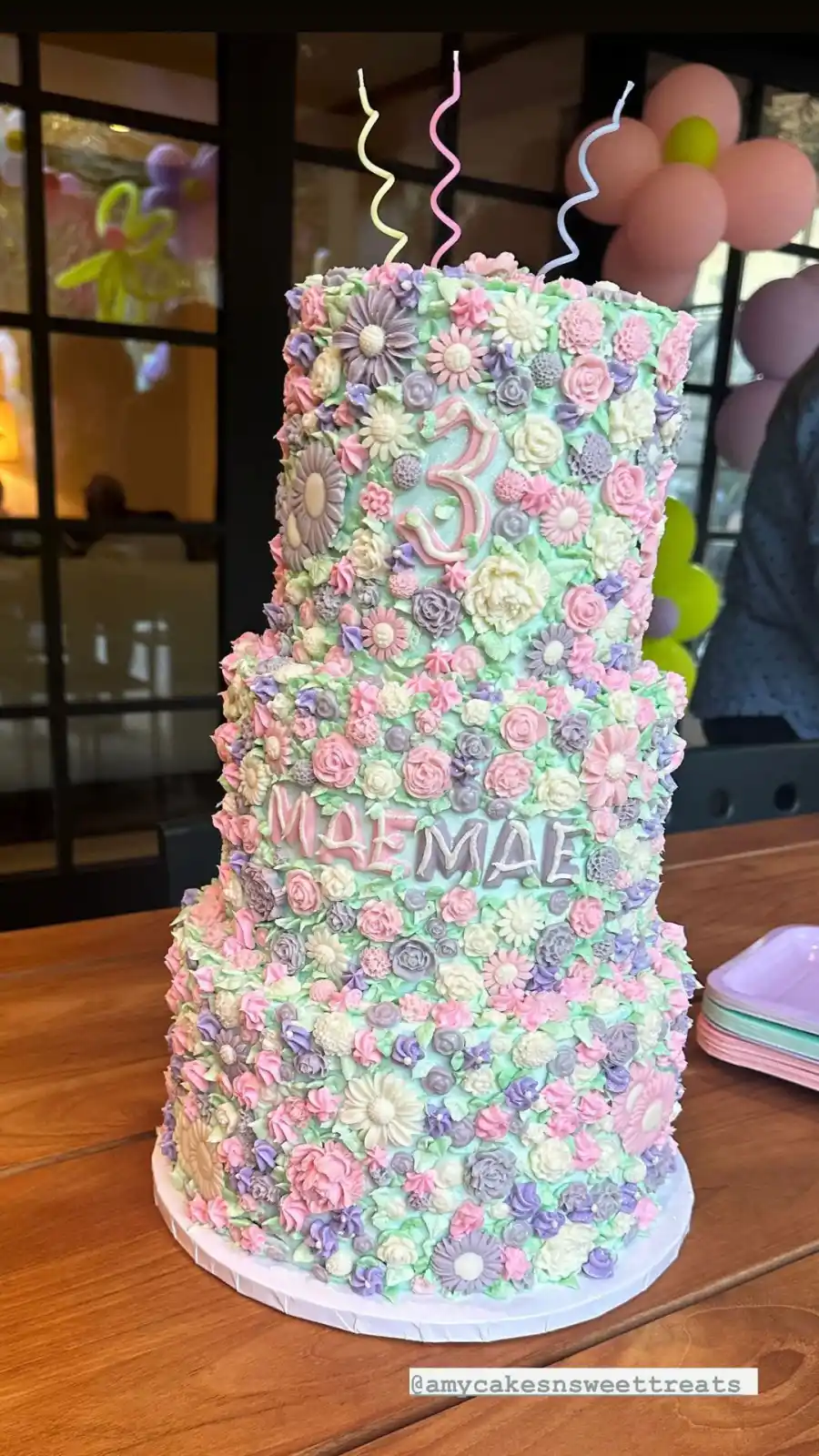 Inside Hilary Duffs Daughter Maes Princess Birthday Party