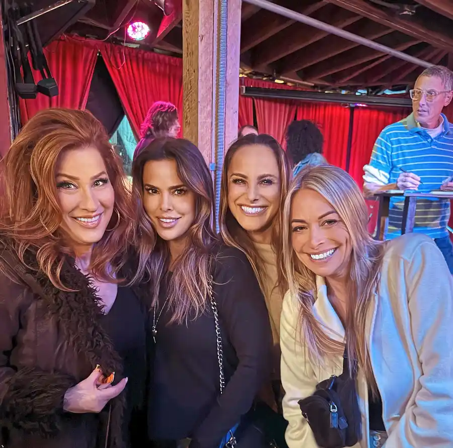 700pm Lisa Ann Walter Walks Us Through a Day in Her Life