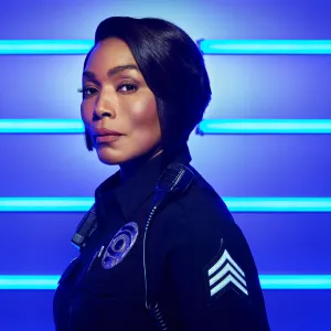 9-1-1 Recap Angela Bassett References