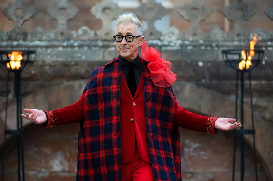 Alan Cumming s Best Looks From Season 2 of The Traitors 552