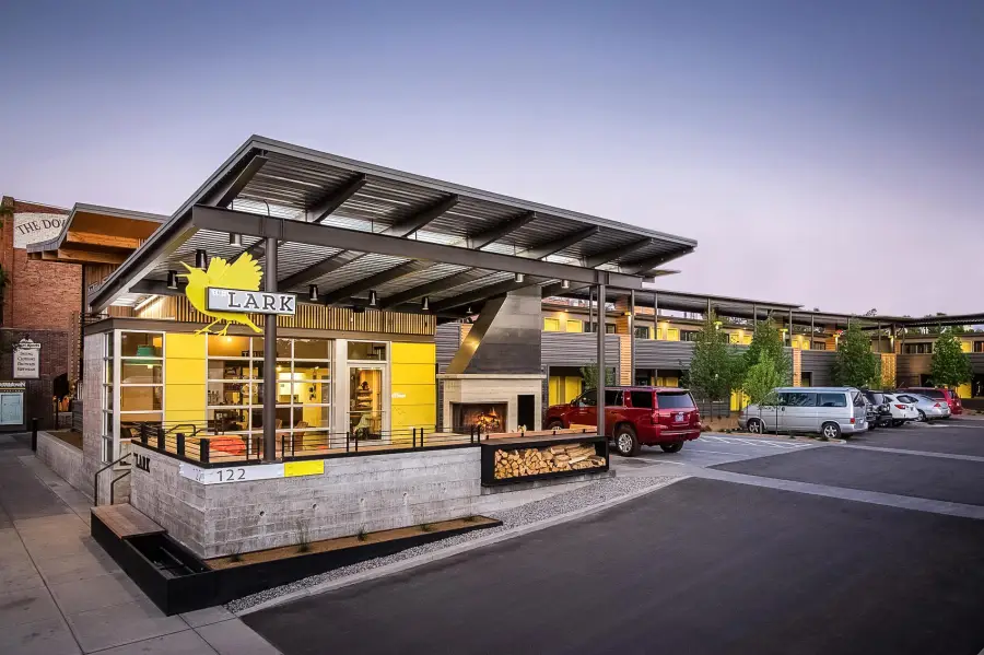 Alicia Keys Skincare Line Has a New Smoothing Peptide Cream That Is Worth Singing About 320