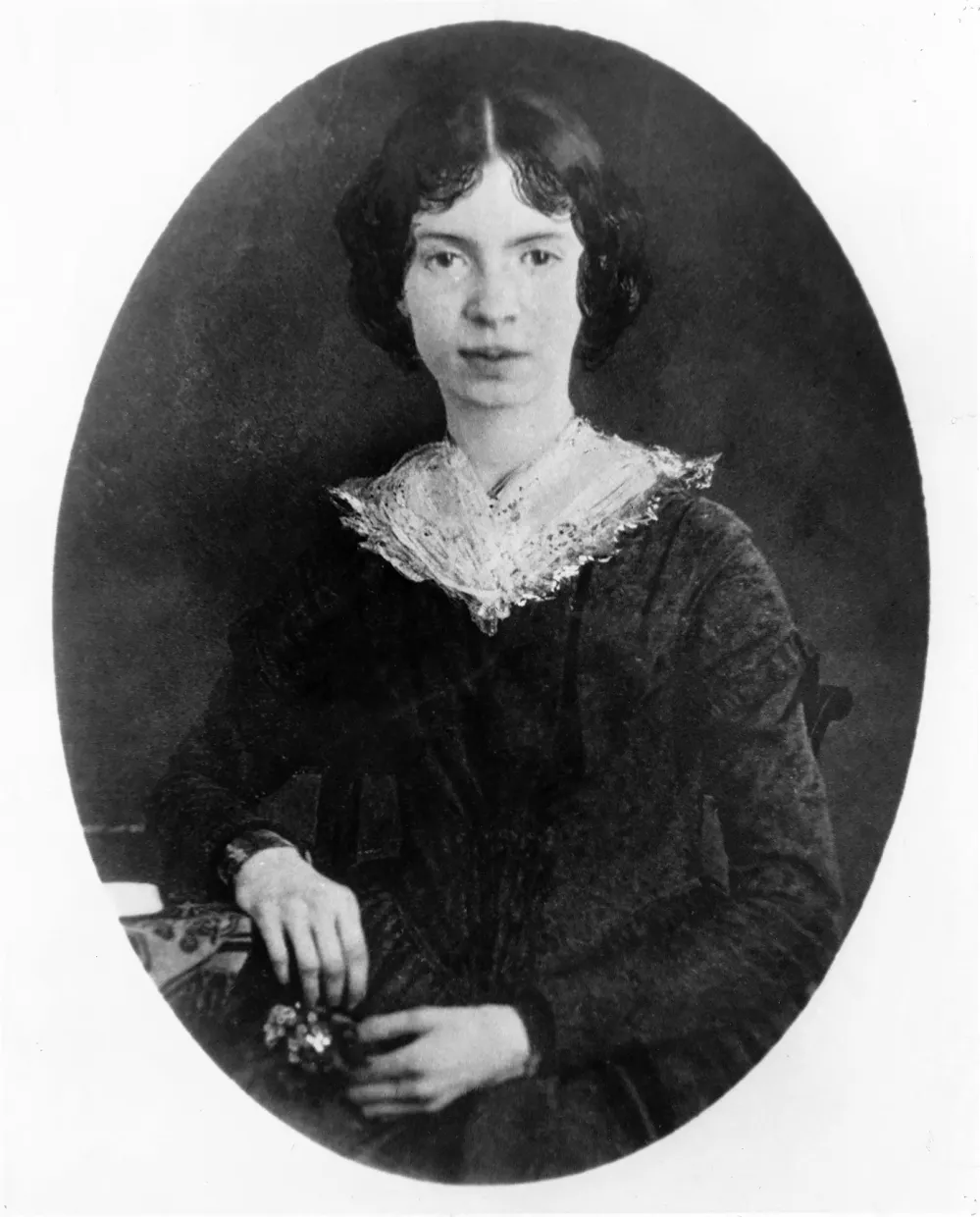 Ancestry Reveals Taylor Swift Is Related to Late Poet Emily Dickinson