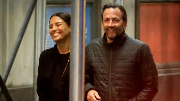 Andrew Shue and Marilee Fiebig Look So in Love During Romantic NYC Outing 3