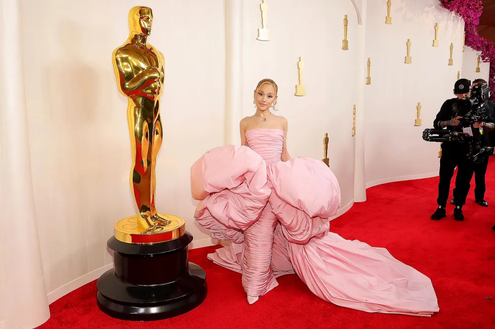 Ariana Grande Dazzles in Rare Red Carpet Appearance at the 2024 Oscars
