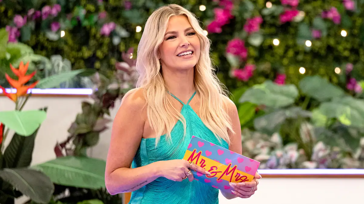 Ariana Madix Confirms ‘Bombshell’ News That She’s Taking Over as Host of ‘Love Island USA’