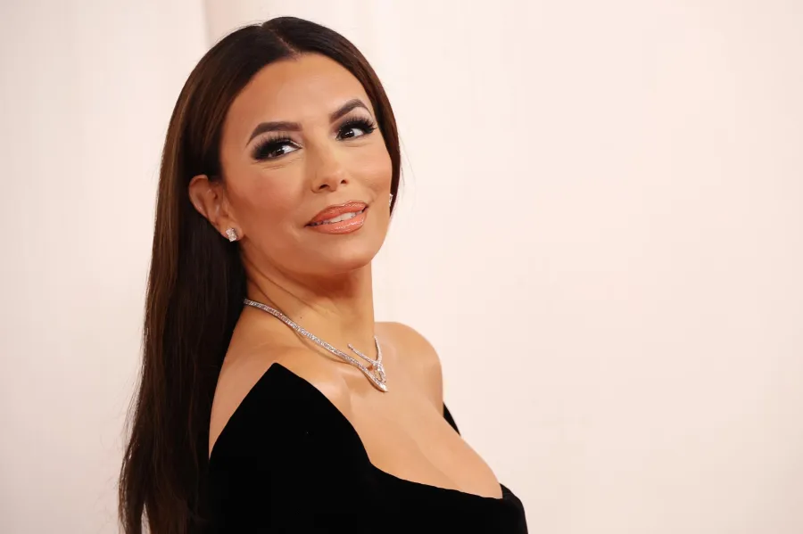 Best Beauty Looks At The 2024 Oscars 836 Eva Longoria