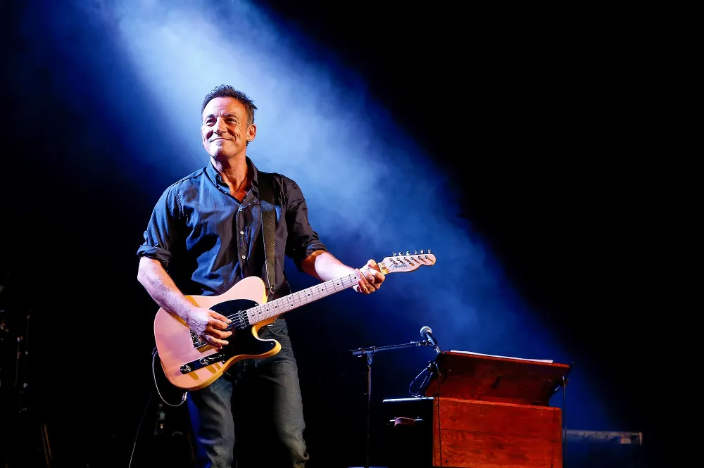 Bruce Springsteen Worried He Wasn&rsquo;t Ever &lsquo;Gonna Sing Again&rsquo; After Peptic Ulcer Disease Diagnosis