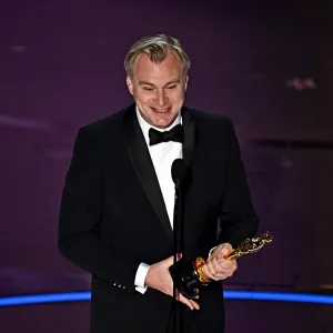 Christopher Nolan Wins best director 2024 Oscars