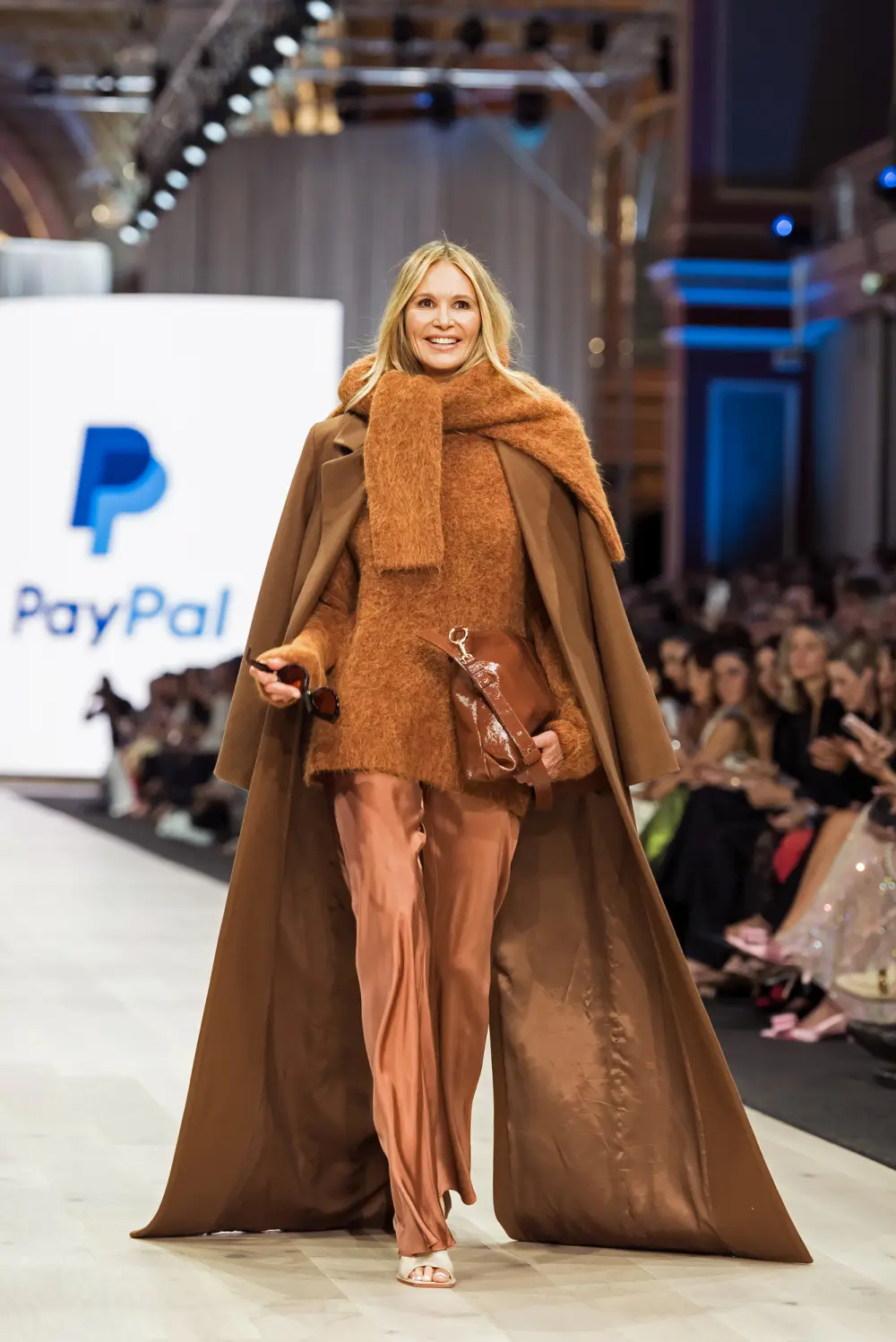 Elle Macpherson Makes a Memorable Return to the Runway