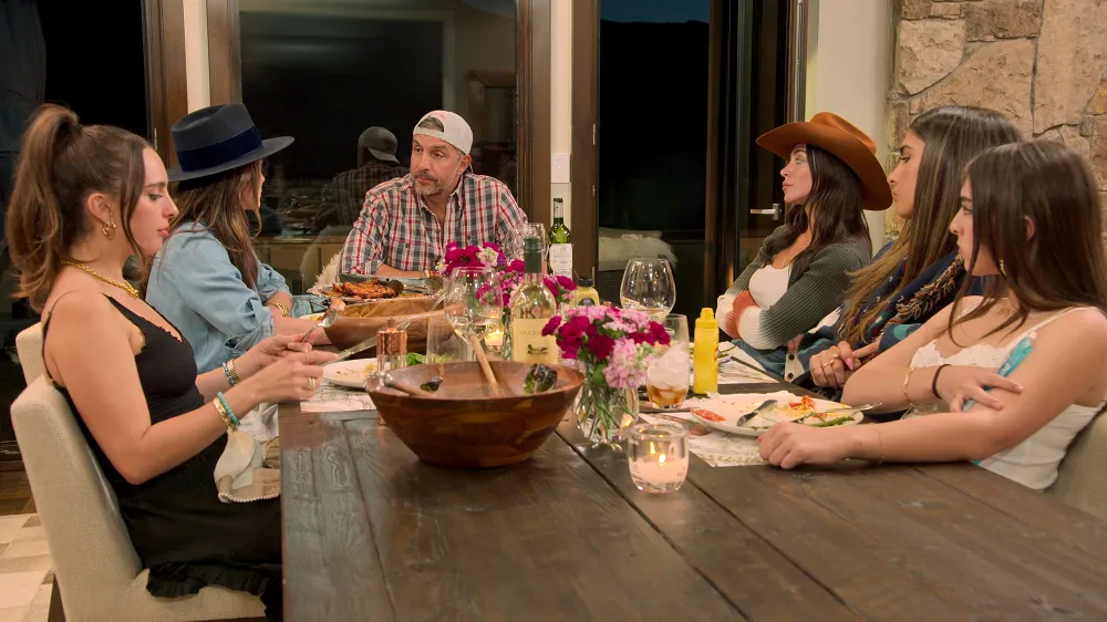 Everything Mauricio Umansky Said About Kyle Richards Split on &lsquo;Buying Beverly Hills' Season 2