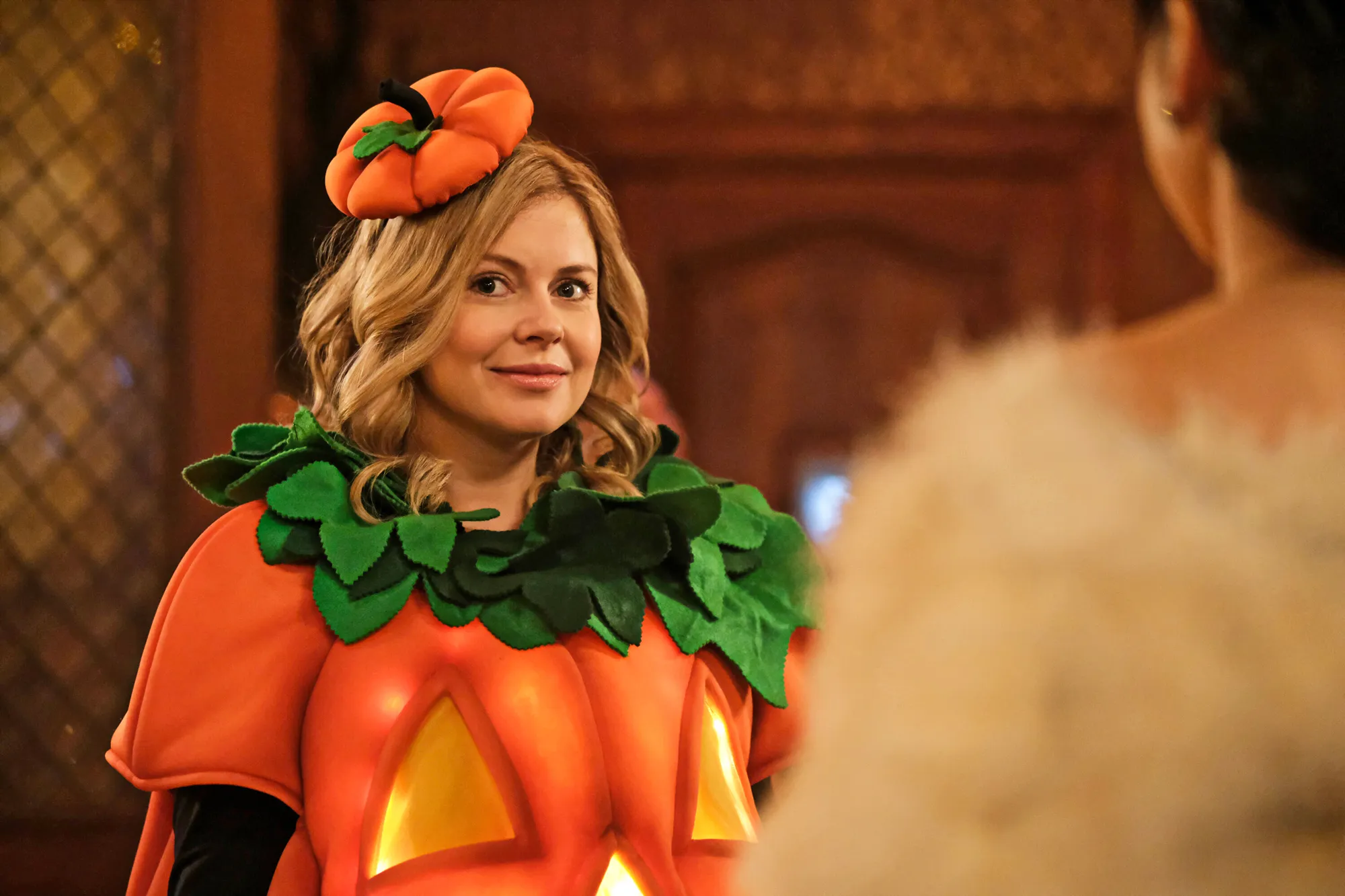 How Ghosts Is Trying to Hide Rose McIver Baby Bump