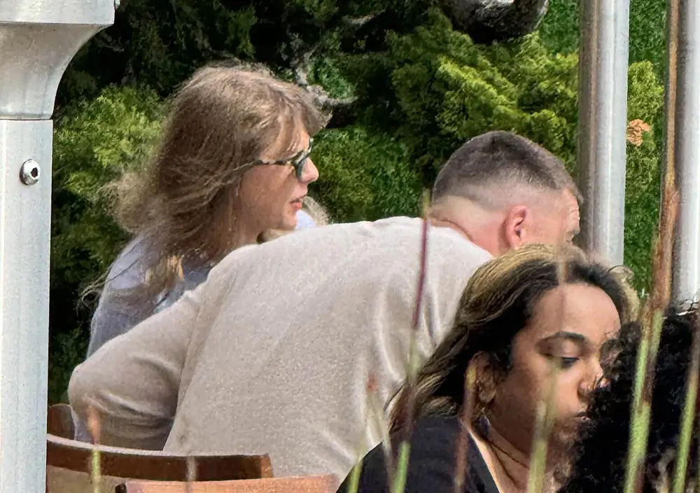 Inside Taylor Swift and Travis Kelce Really Romantic Outing in Malibu