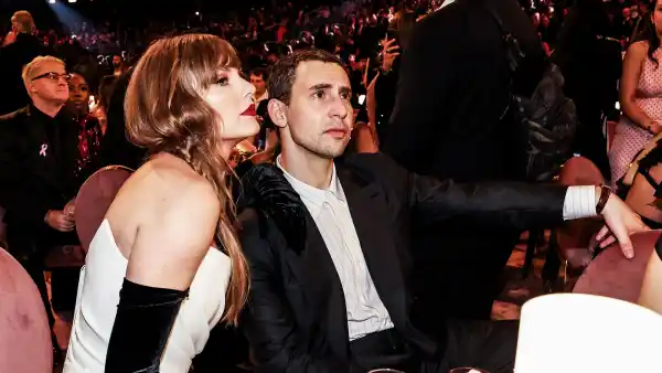 Jack Antonoff Abruptly Ends Interview When Asked About Taylor Swifts Upcoming 11th Studio Album