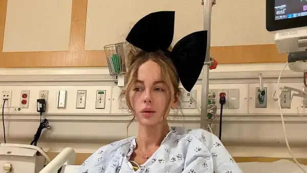 Kate Beckinsale Poses for Tearful Selfie in Hospital Bed