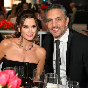 Kyle Richards and Maurico Umansky’s Daughters Are 'Hopeful' for Family's Future