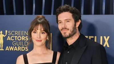 Leighton Meester and Adam Brody Are Like a Normal Couple Even When They Work Together 506