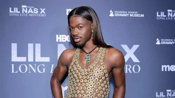 Lil Nas X Ends Up in Wheelchair After Running NYC Marathon in High Top Sneakers Race Went Well 190