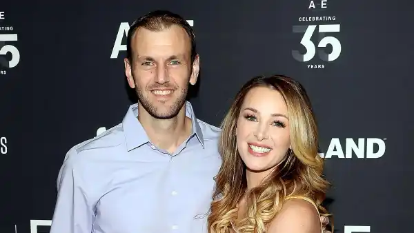 Married at First Sight's Jamie Otis Is Actually Pregnant With Twins: 'Over the Moon Excited'