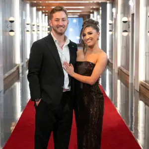 Love Is Blind Reunion Outfits