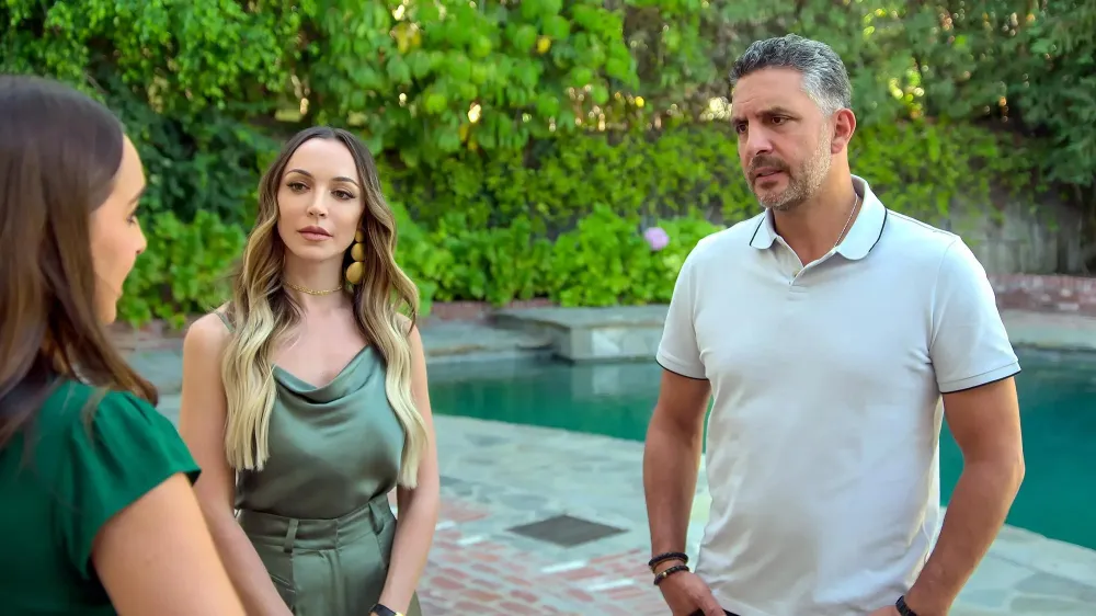 Mauricio Umansky Responds to Paris Hilton&rsquo;s Dig at &lsquo;Buying Beverly Hills&rsquo;