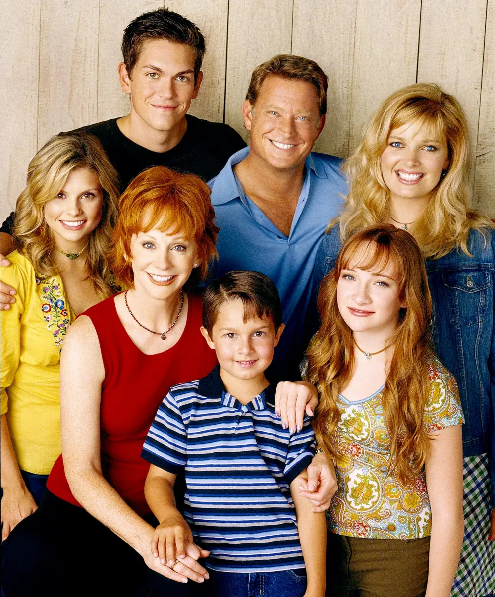 Melissa Peterman and Reba McEntire Will Reunite For &lsquo;Reba&rsquo; Reunion in NBC Comedy Pilot