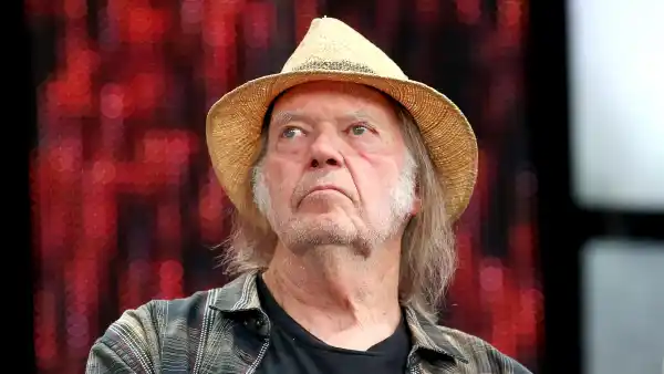 Neil Young Ends 2 Year Boycott With Spotify Over Joe Rogan Podcast Misinformation Claims