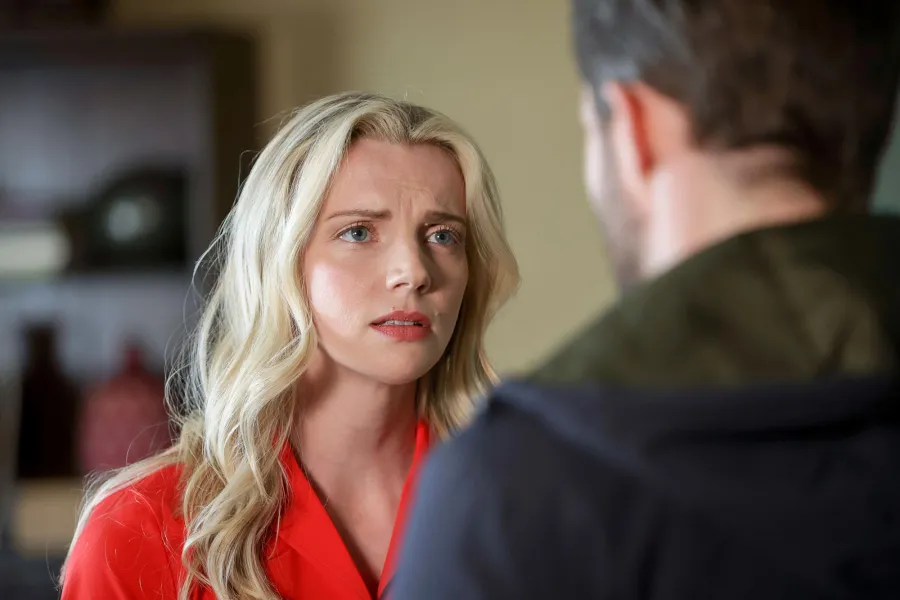 One Chicago s Most Heartbreaking Exits Colin Donnell Sophia Bush and More 298