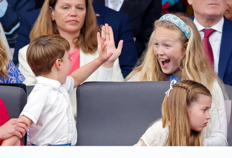 Princess Anne s Son Peter Phillips Family Album With His 2 Daughters Savannah and Isla 751