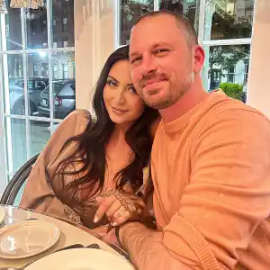 Real Housewives of New Jersey Alum Albie Manzo Wife Chelsea DeMonaco Are Expecting 1st Baby