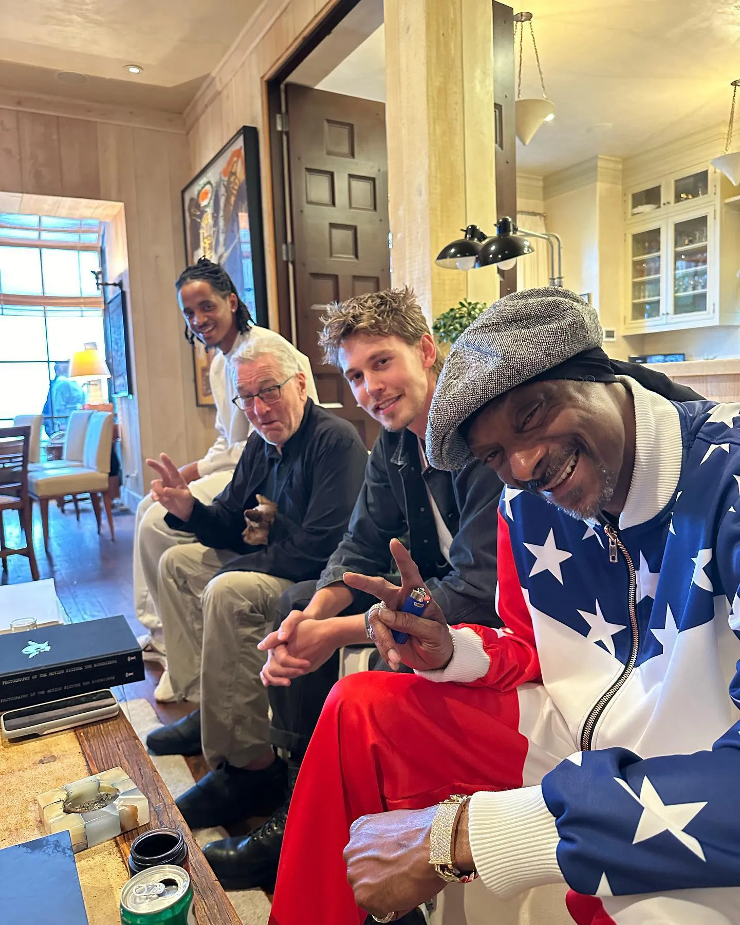 Robert De Niro, Snoop Dogg and Austin Butler Have Dinner Together in Malibu