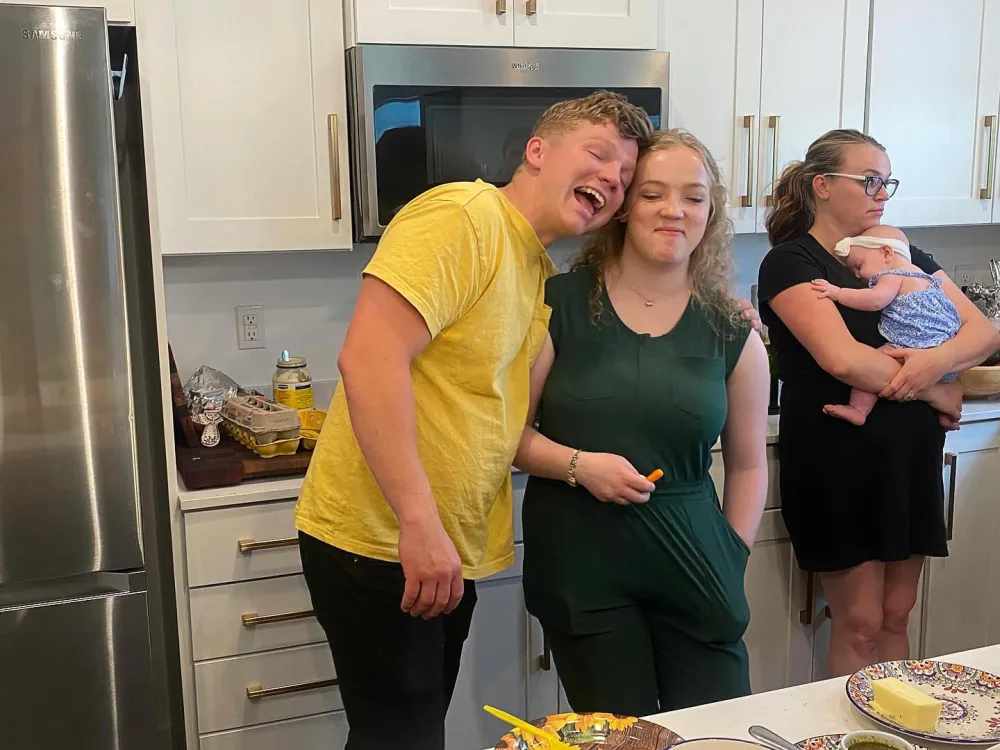 Sister Wives Christine Brown Revisits Family Photos With Garrison Scrambling for Another Glimpse 865