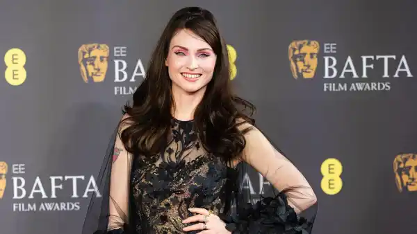 Sophie Ellis Bextor Paid Tribute to 2015 Paris Attack Victims By Singing Murder on the Dancefloor 670