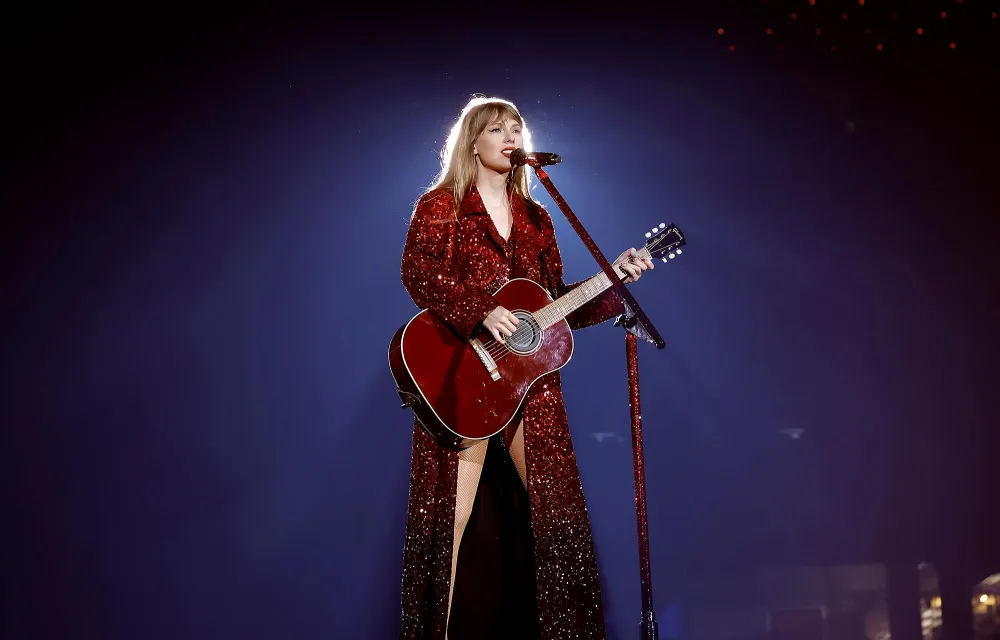 Taylor Swift Delivers a Sweet Voice Message to Fans Ahead of &lsquo;The Tortured Poets Department&rsquo;