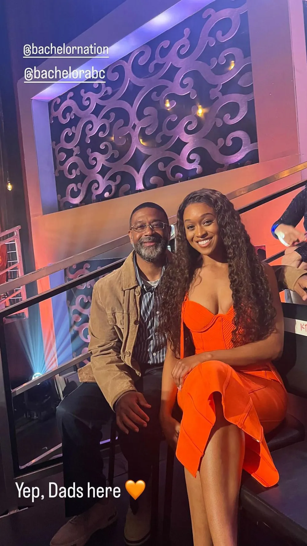 The Bachelor s Kelsey Toussant Attends Finale With Her Dad After Discussing Their Strained Relationship 463