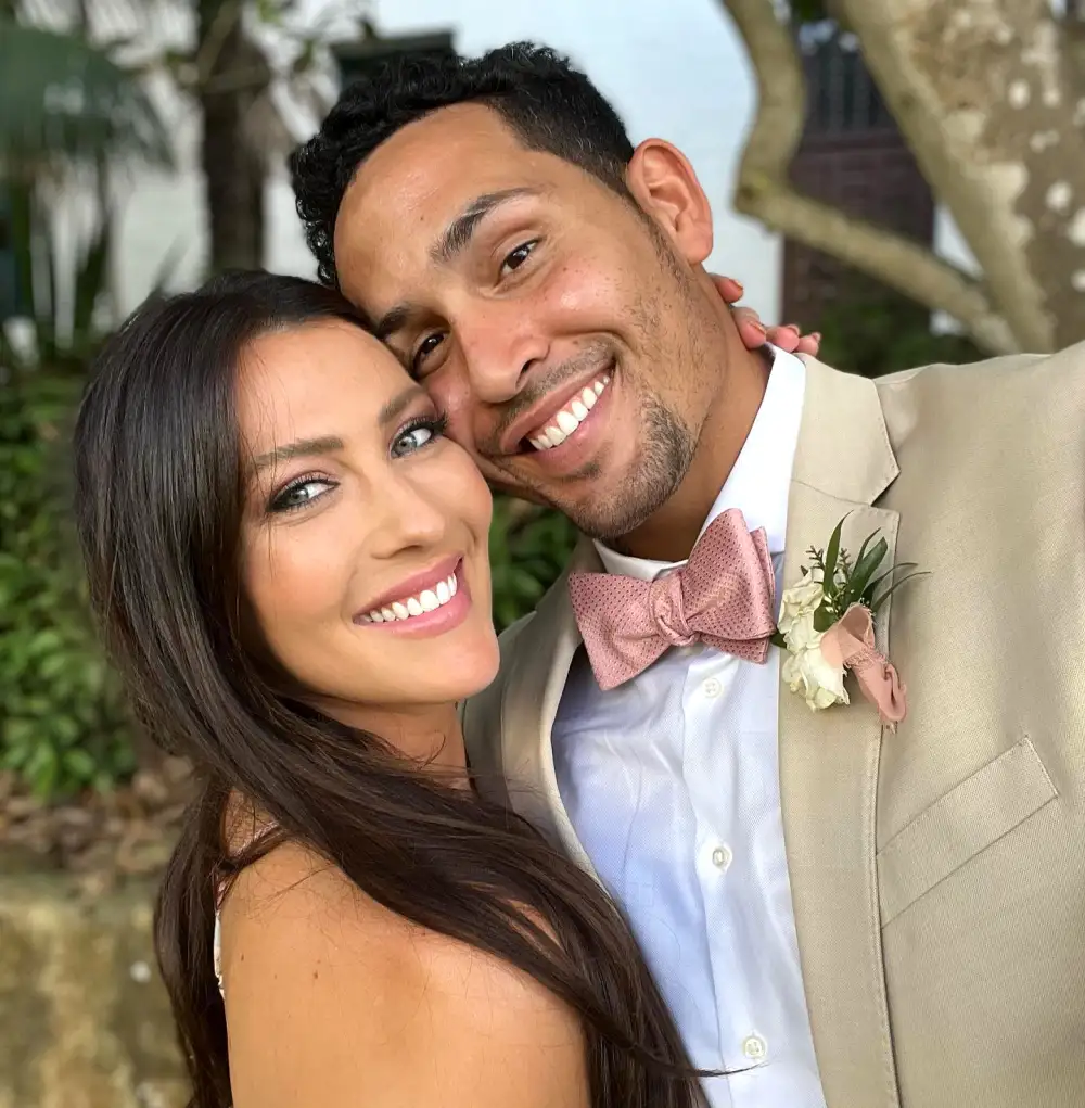 Thomas Jacobs and Becca Kufrin Are Planning 'Gatsby'-Themed Wedding With 'Sentimental' Touches