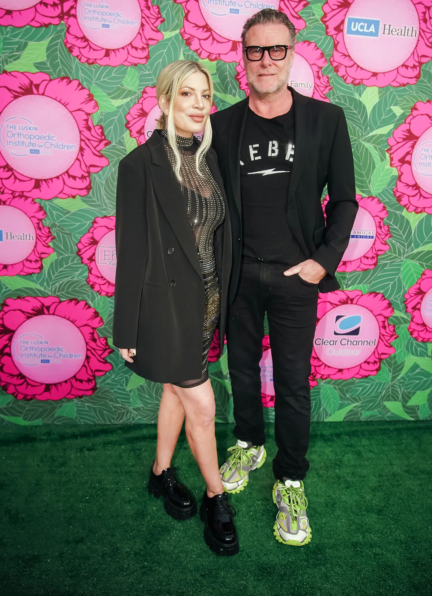 Tori Spelling and Dean McDermott Officially File for Divorce After 17 Years of Marriage