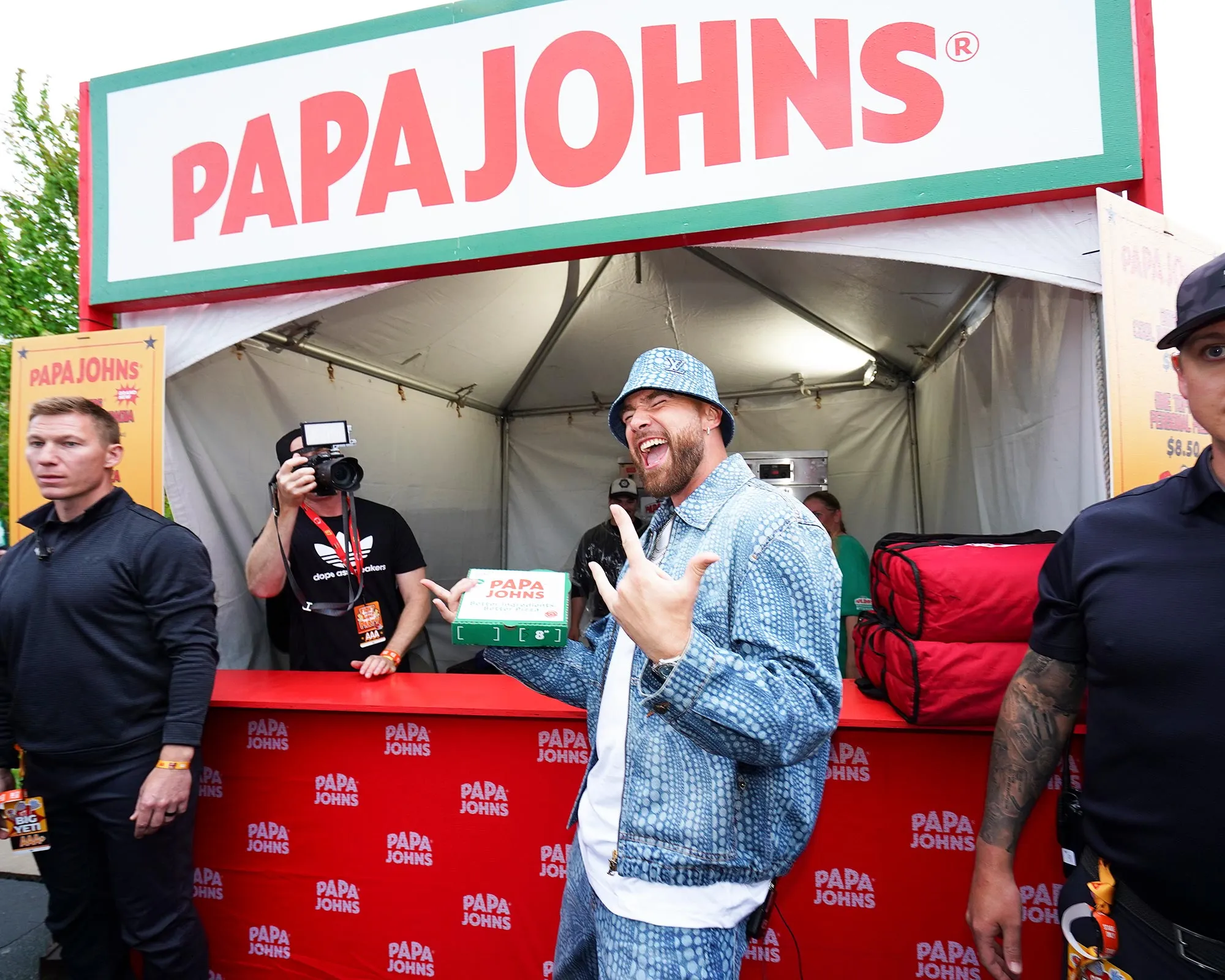 Travis Kelce Recalls Eating a 30 Slice Pizza